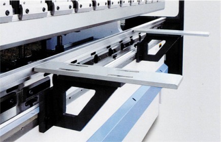 WE67K折彎機數(shù)控系統(tǒng)(可選)