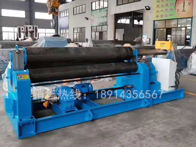 W11機(jī)械三輥卷板機(jī)